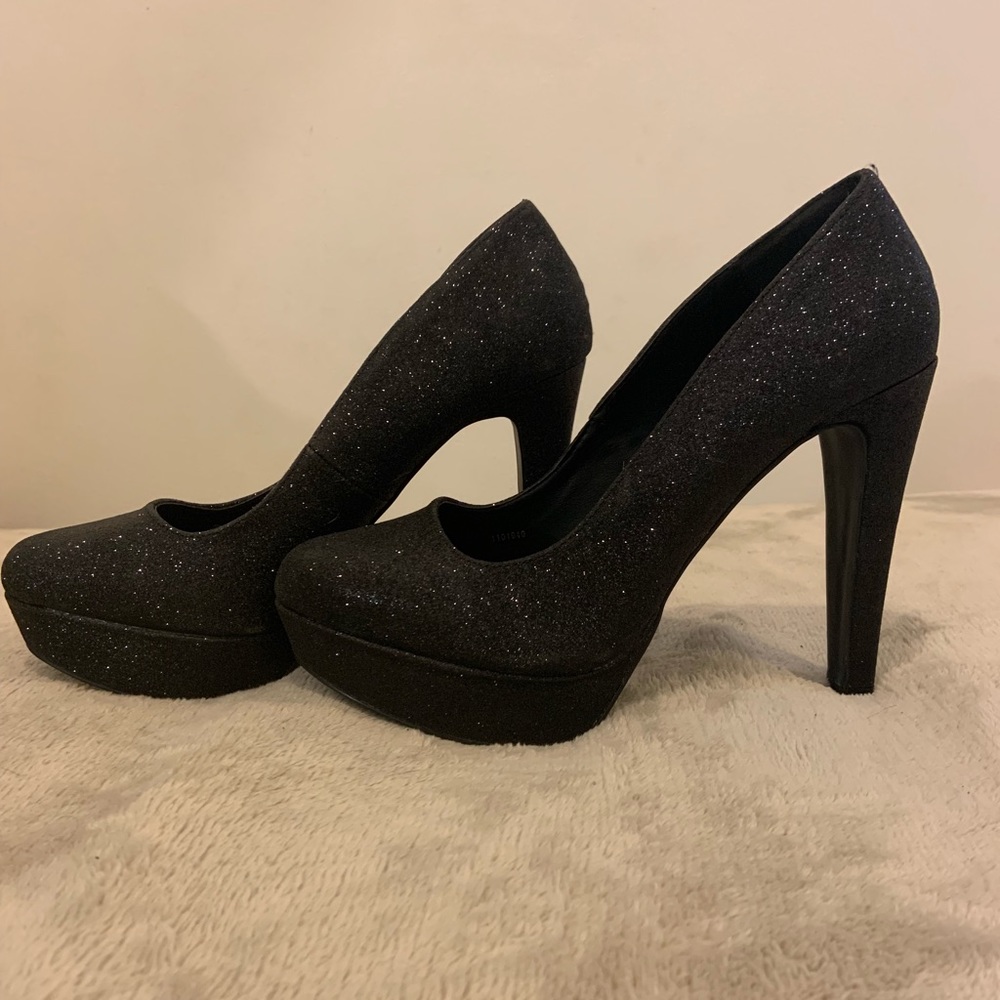 Charlotte Russe Black Sparkle Heels
